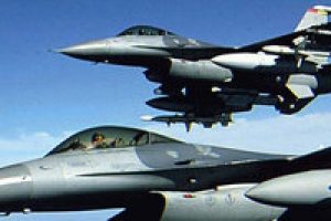 Suriye helikopterleri sınıra yaklaştı