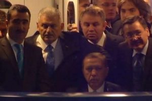 Test s&uuml;r&uuml;ş&uuml;n&uuml; bizzat kendi yaptı