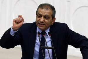 Yine Zeyid Aslan, yine k&uuml;f&uuml;r