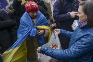 Ukrayna protestolarına 'ekmek' m&uuml;dahalesi