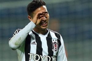 Beşiktaşlı oyuncuda 2. derece yırtık