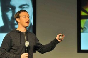 Facebook'un yeni tasarımı yolda!