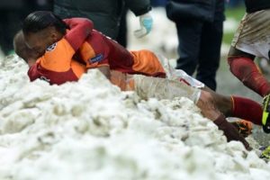 'T&uuml;rkler Juventus'u karanlığa g&ouml;nd&uuml;'