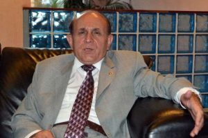 Burhan Kuzu: "Adamların işi k&uuml;rs&uuml;ye &ccedil;ıkıp tahrik etmek"