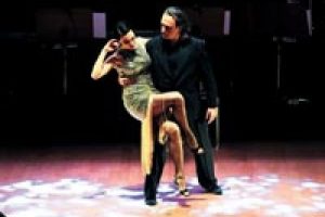 Konserde tango şov!