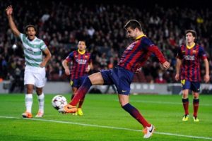 Pique Barcelona tarihine ge&ccedil;ti