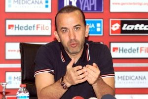 Mehmet &Ouml;zdilek ertelemeye sıcak bakıyor