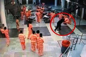 Hapishanede inanılmaz &ouml;l&uuml;m