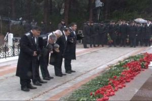 Haydar Aliyev anılıyor