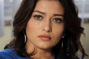 Nurg&uuml;l Yeşil&ccedil;ay'ın soyadı tepkisi