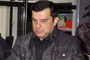 Eşini 28 bı&ccedil;ak darbesiyle &ouml;ld&uuml;rd&uuml;