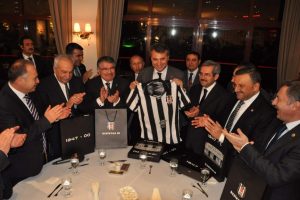 B&uuml;t&ccedil;e g&ouml;r&uuml;şmelerine Beşiktaş arası
