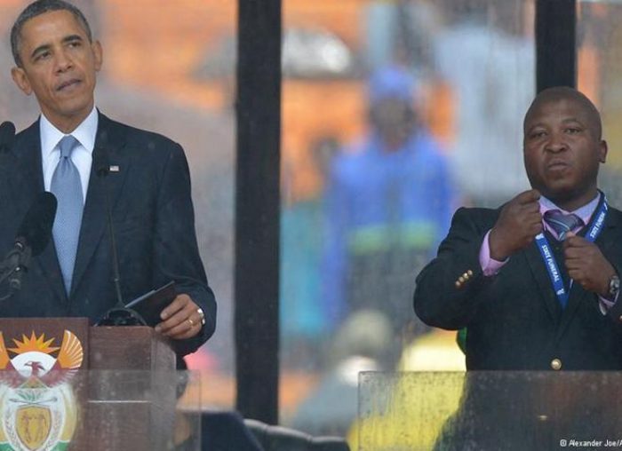 Obama'nın &ccedil;evirmeni şizofrenmiş