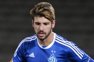 Dinamo Kiev tur biletini rahat aldı:3-1