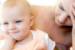 Doğum depresyonu annelik keyfini ka&ccedil;ırıyor