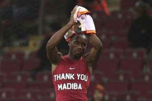 Mandela tiş&ouml;rtleri FIFA'nın g&uuml;ndeminde