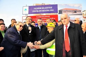 Yıldırım Belediyesi hizmeti halkın ayağına g&ouml;t&uuml;r&uuml;yor