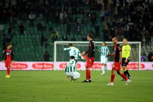 Gen&ccedil;lerbirliği'ne '6. sarı' cezası!