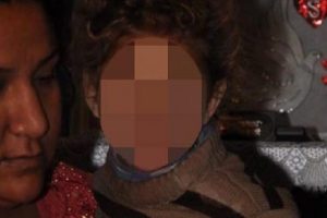 &Ccedil;ocukla birlikte cezaevine