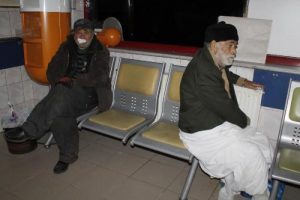 Hastane koridorunda b&uuml;y&uuml;k dram
