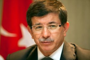 Davutoğlu'ndan Kıbrıs'la ilgili telefon diplomasisi