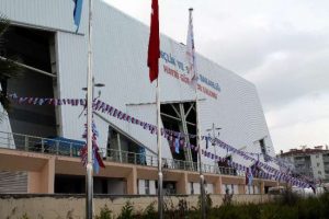 Hacıosmanoğlu ve y&ouml;netim kurulu g&uuml;ven tazeledi