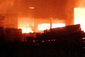 Adana'da fabrika yangını