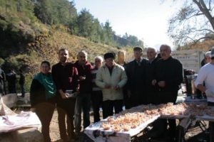 HES zaferini lokma dağıttılar