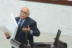 'Atanamayanların duygularıyla oynamayın'