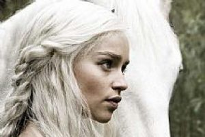 İşte Khaleesi'nin yeni rol&uuml;