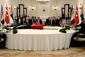 &Uuml;&ccedil;l&uuml; Balkan Zirvesi'ne Sırbistan engeli