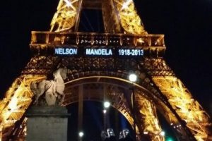 Fransızlar Mandela'yı unutmadı