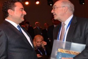 İki &ouml;nemli isimden kredi a&ccedil;ıklaması