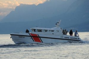 14 Suriyeli ka&ccedil;ak yakalandı