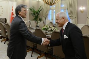 Cumhurbaşkanı G&uuml;l, T&Uuml;RKONFED heyetini kabul etti