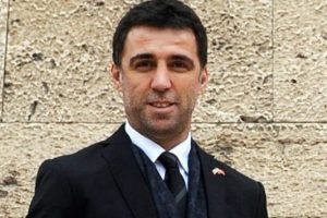 Hakan Ş&uuml;k&uuml;r en son buna tepki g&ouml;stermişti