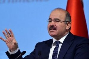 Ş&uuml;k&uuml;r'&uuml;n istifasına AK Parti'den ilk yorum!