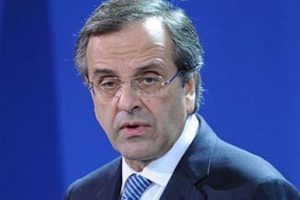 Samaras'ı taşıyan u&ccedil;ak acil iniş yaptı