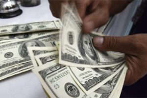 1 milyon dolardan fazla kazanıyorlar