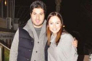 Ebru G&uuml;ndeş'i şok eden g&ouml;zaltı