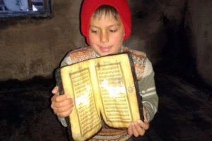 Her şey k&uuml;le d&ouml;nd&uuml; Kur'an-ı Kerim'e bir şey olmadı