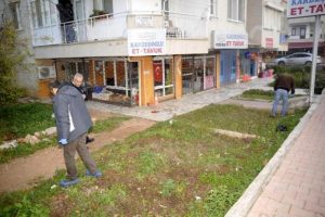 Konsomatris evinin &ouml;n&uuml;nde &ouml;l&uuml; bulundu