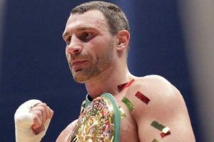 Vitaliy Kli&ccedil;ko ringlere veda etti