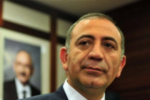 'Operasyon Başbakan'ın bilgisi dahilinde y&uuml;r&uuml;t&uuml;l&uuml;yor'