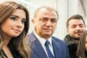 Buse Terim'den babasına &ouml;vg&uuml;ler