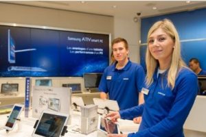 Apple &ccedil;alışanı Samsung'a ge&ccedil;ti!