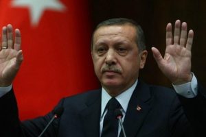 'Başbakan'ı skandalın i&ccedil;ine s&uuml;r&uuml;kl&uuml;yorlar'