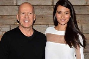 Bruce Willis baba oluyor
