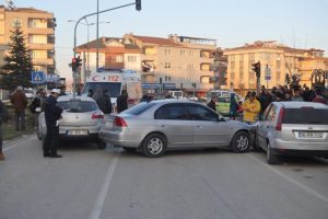 İneg&ouml;l'de zincirleme kaza