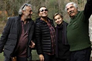 Dizi &ccedil;ekimleri aileyi &Ccedil;amlıhemşin'de buluşturuyor